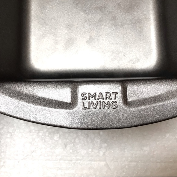 Non- stick bakeware- 2 pieces. NWOT. - Picture 3 of 6